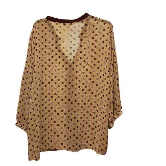 Old Navy Sheer Shirt Women's 2X Burgundy Polka Dot - Picture 2 of 3